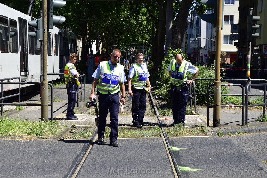 VU Roller KVB Bahn Koeln Luxemburgerstr Neuenhoefer Allee P099.JPG - Miklos Laubert